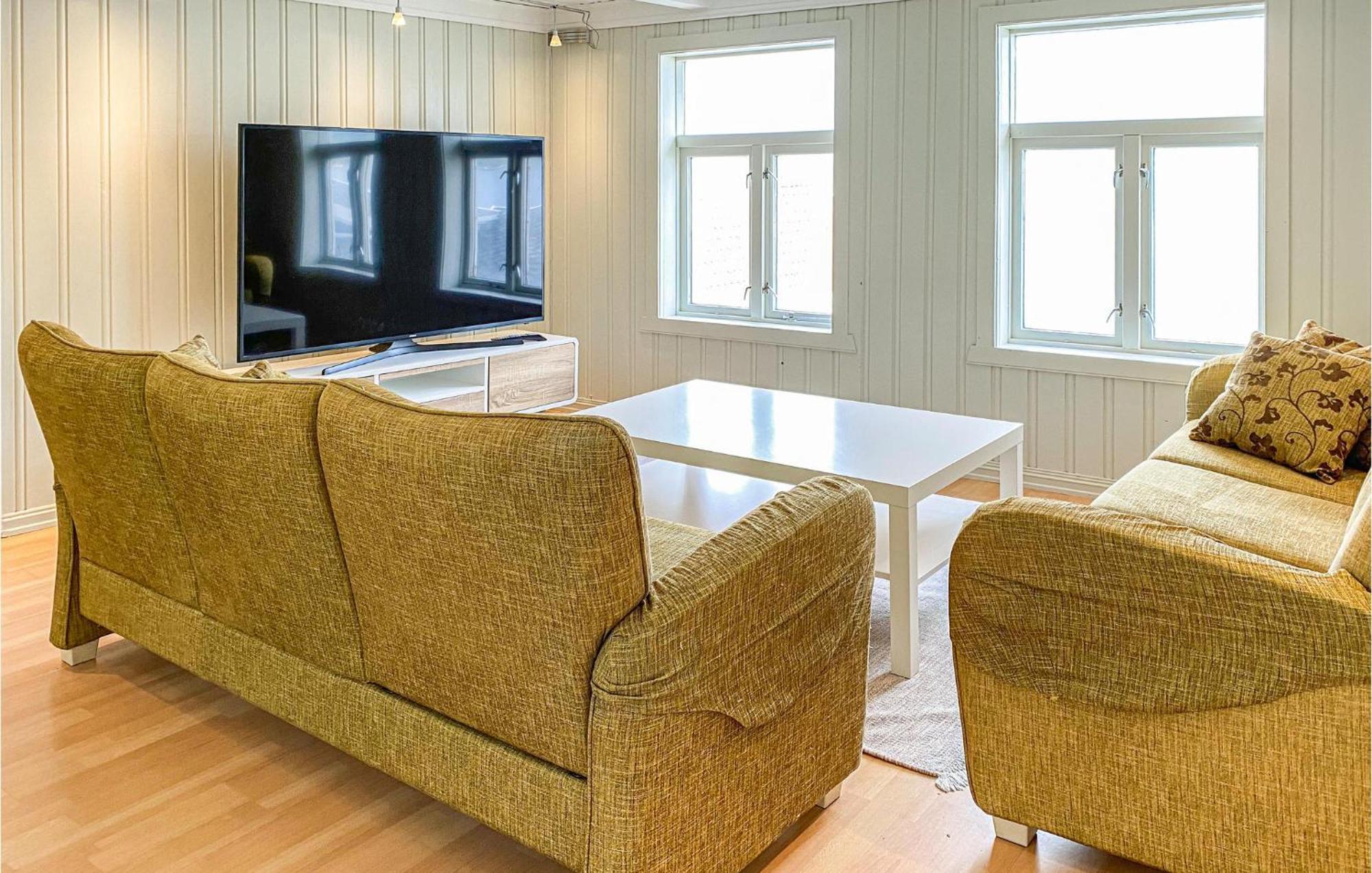 Awesome Home In Kristiansund With House Sea View Экстерьер фото