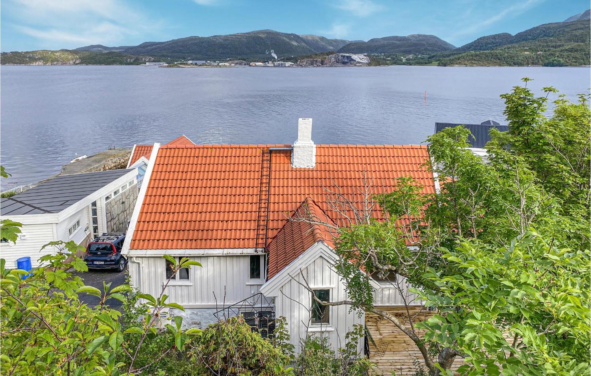 Awesome Home In Kristiansund With House Sea View Экстерьер фото